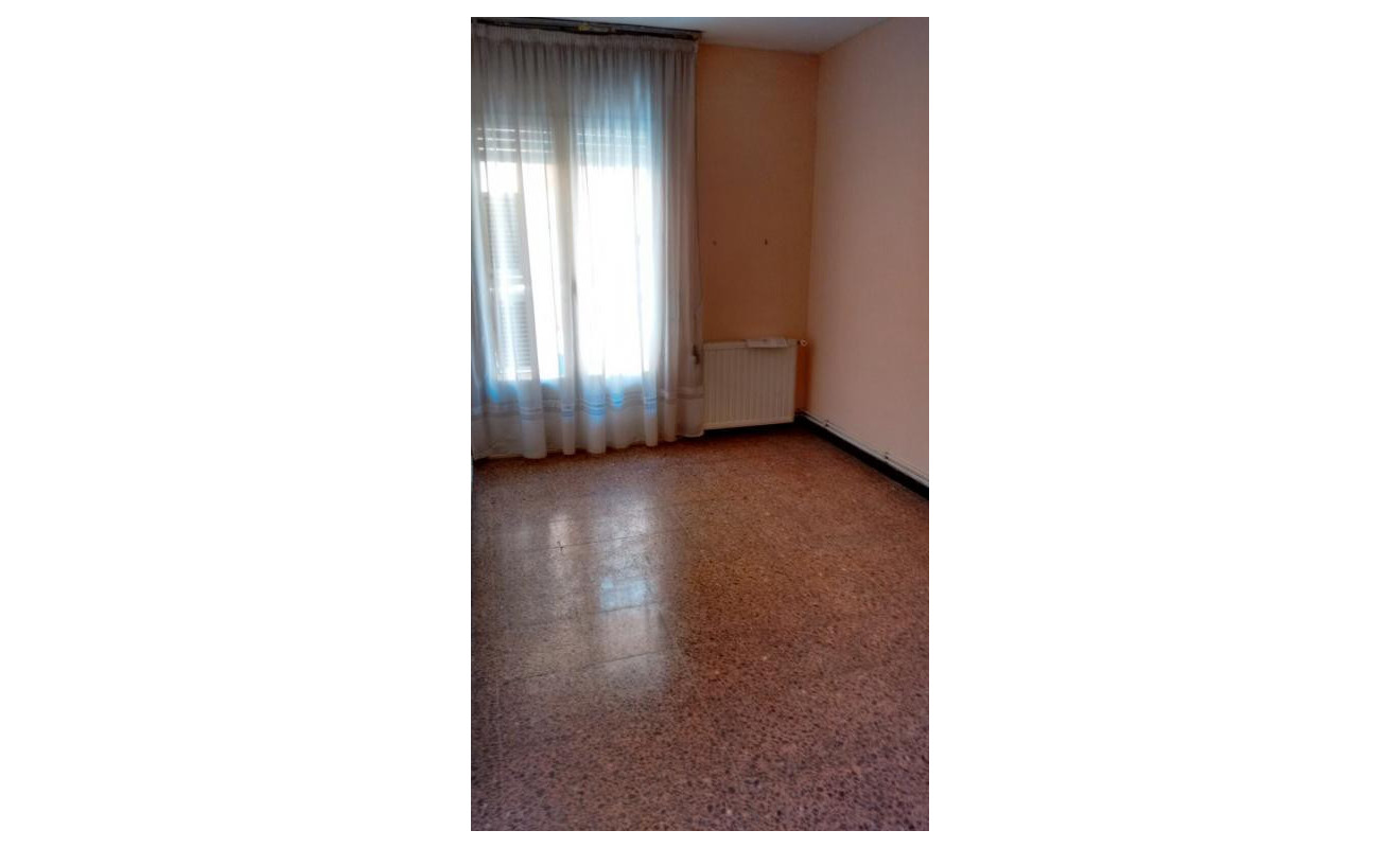 Reventa - Apartamento / piso - Figueres - Poblenou