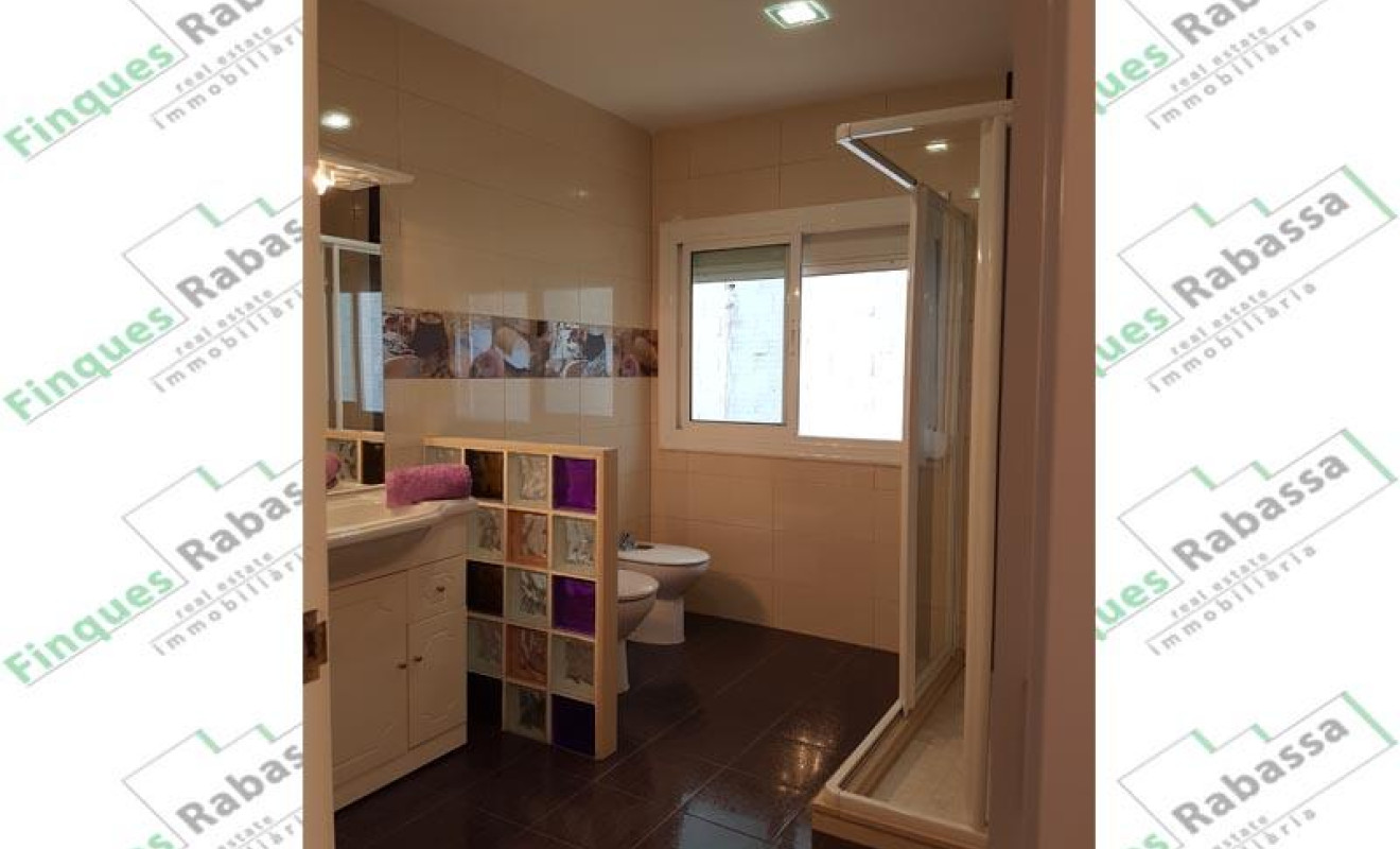 Herverkoop - Unifamiliar adosada - Malgrat de Mar