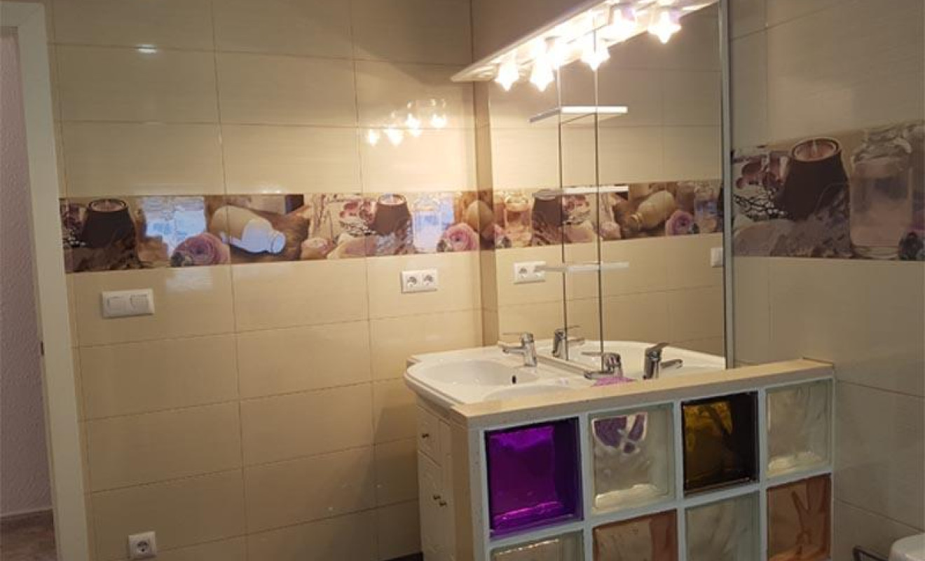 Herverkoop - Unifamiliar adosada - Malgrat de Mar