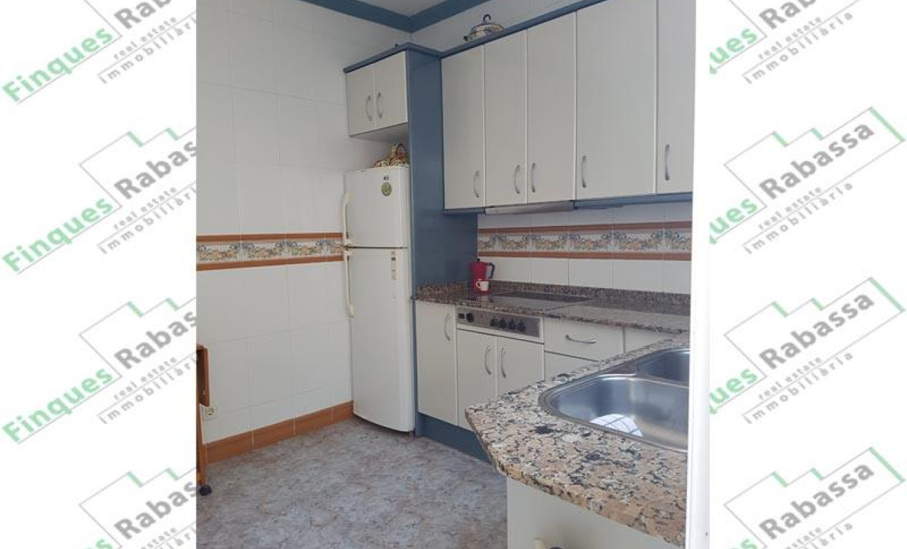 Herverkoop - Unifamiliar adosada - Malgrat de Mar