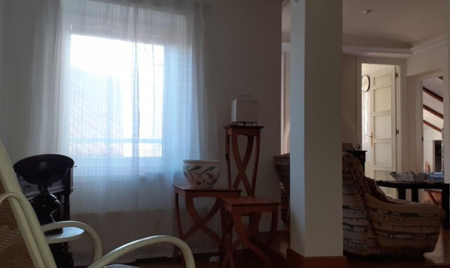 Reventa - Apartamento / piso - Burgos - Norte. 3. Centro Histórico / Plaza Mayor