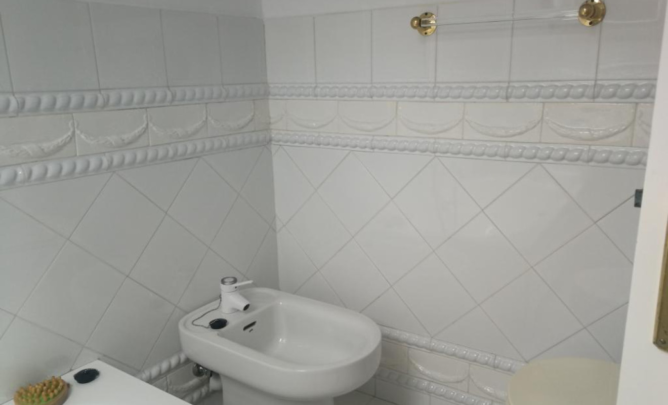 Reventa - Apartamento / piso - Burgos - Norte. 3. Centro Histórico / Plaza Mayor