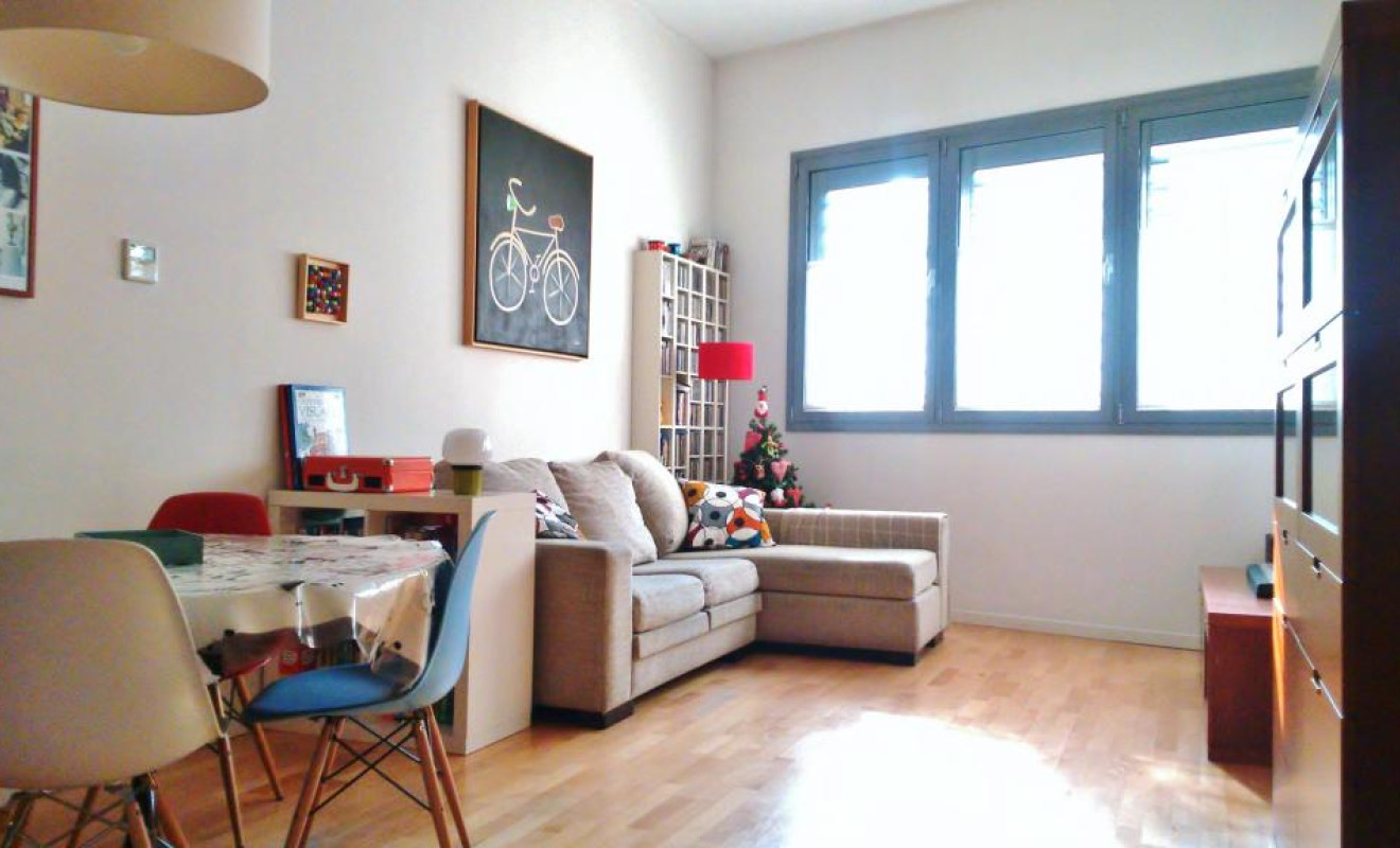 Reventa - Apartamento / piso - Barcelona - Sant Martí / El Camp de l'Arpa