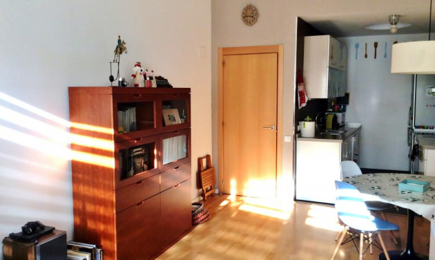 Reventa - Apartamento / piso - Barcelona - Sant Martí / El Camp de l'Arpa