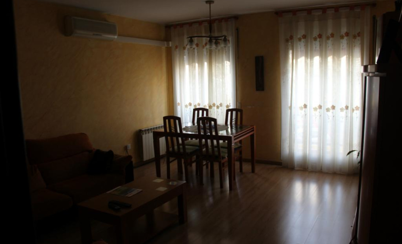 Reventa - Apartamento / piso - Sabadell - Eixample