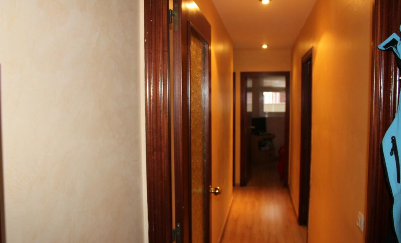 Reventa - Apartamento / piso - Sabadell - Eixample