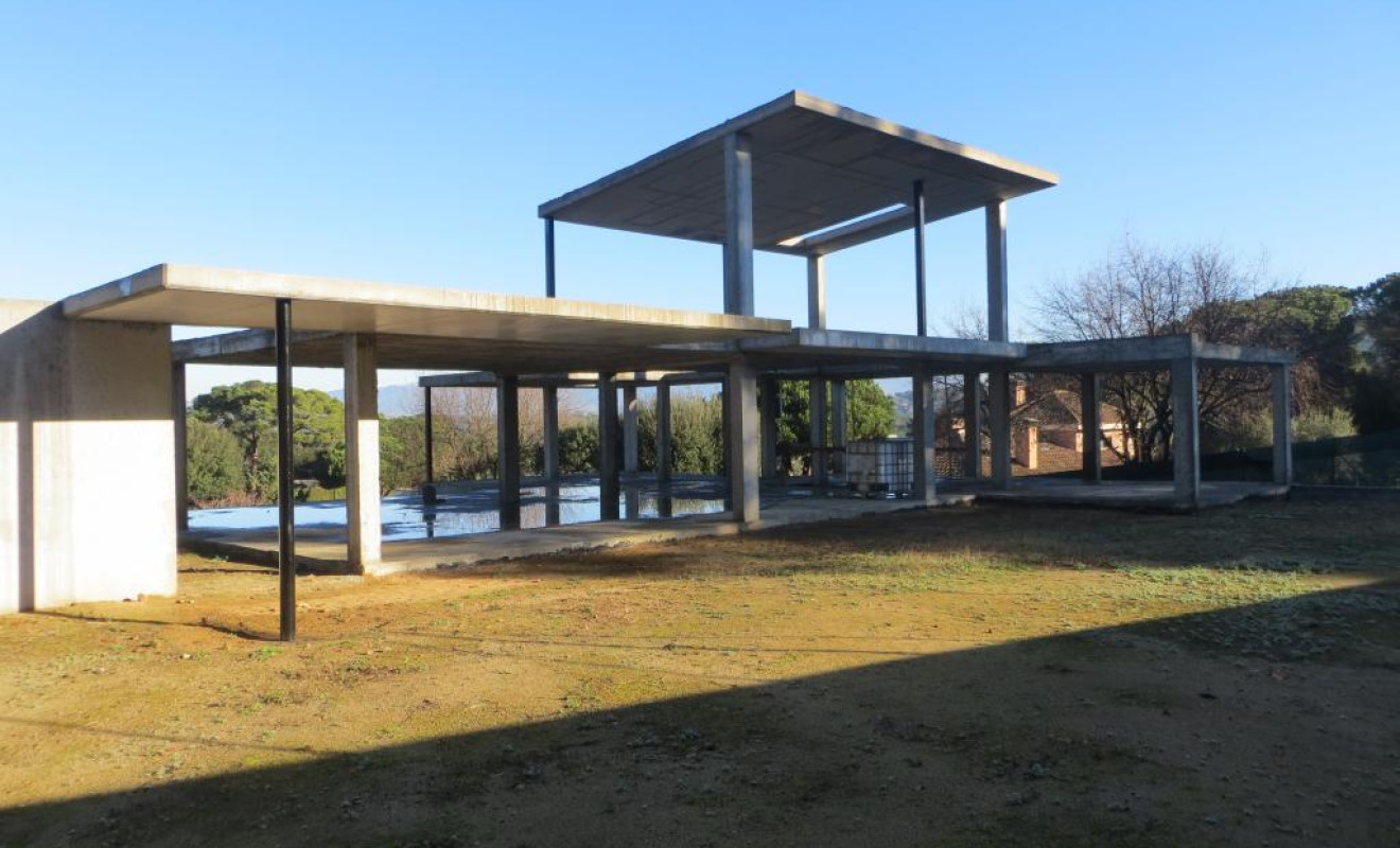 Herverkoop - Villa - Vilanova del Vallès