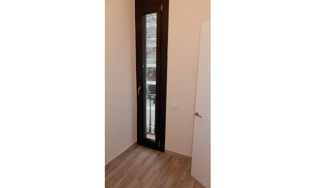 Reventa - Apartamento / piso - Barcelona - Ciutat Vella