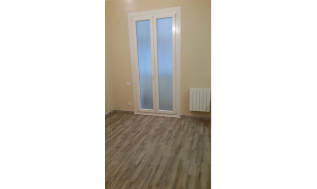 Reventa - Apartamento / piso - Barcelona - Ciutat Vella