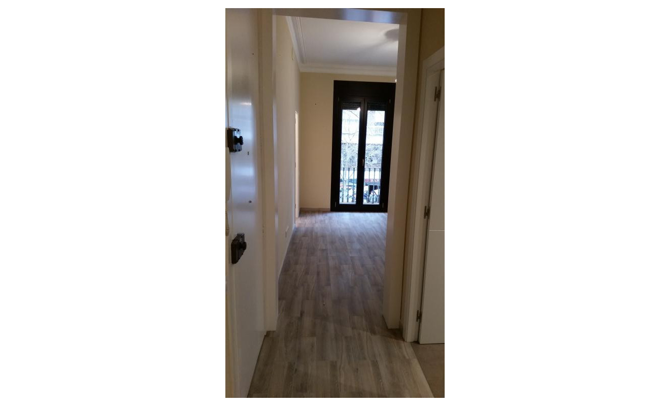 Reventa - Apartamento / piso - Barcelona - Ciutat Vella