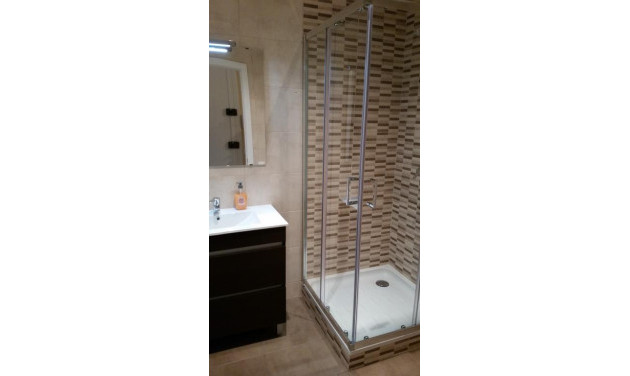 Reventa - Apartamento / piso - Barcelona - Ciutat Vella