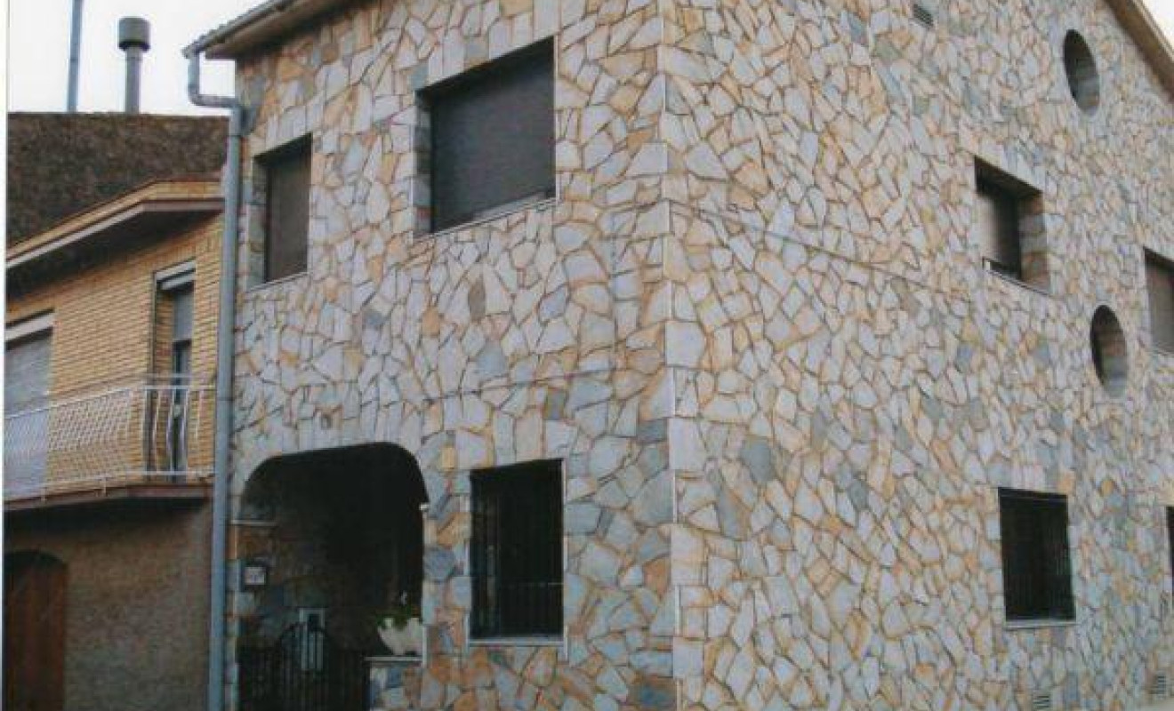 Reventa - Unifamiliar adosada - Piera