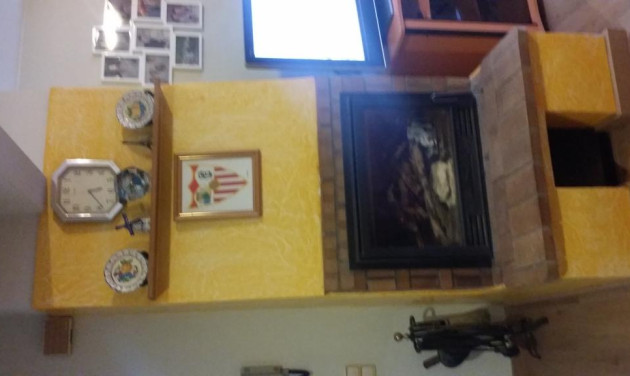 Resale - Villa - Vallirana