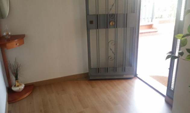 Resale - Villa - Vallirana