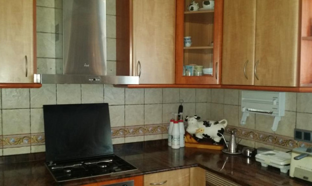 Resale - Villa - Vallirana