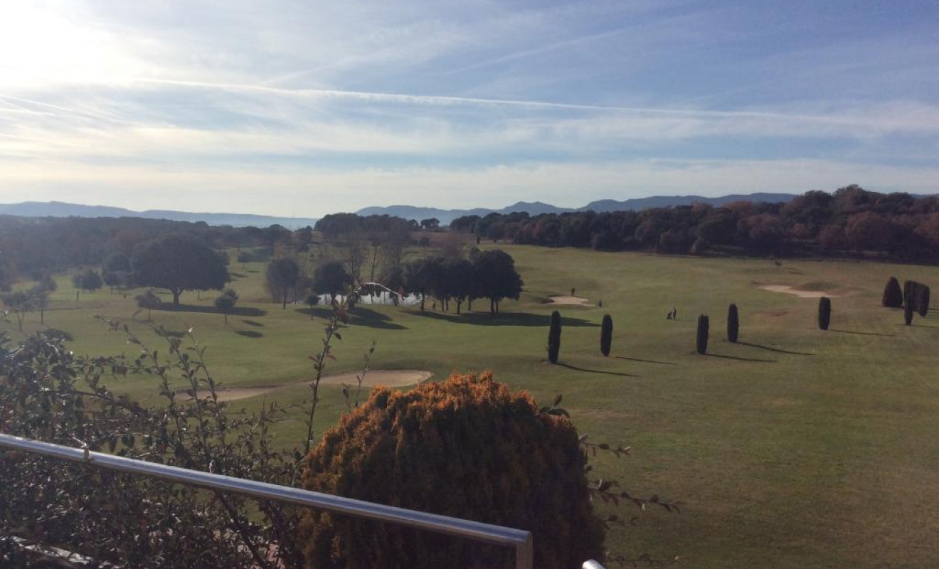 Reventa - Chalet - Seva