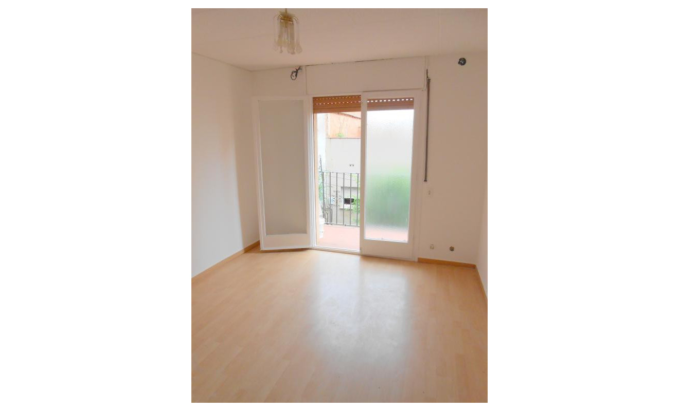 Reventa - Apartamento / piso - Hospitalet de Llobregat, l - Centre