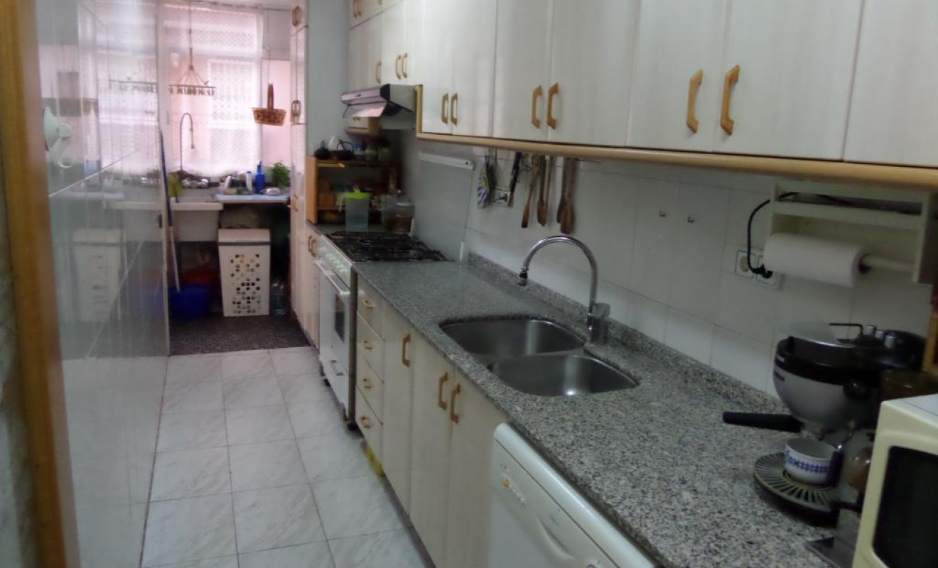 Reventa - Apartamento / piso - Sant Boi de Llobregat - Marianao