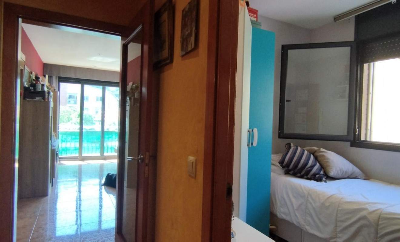 Resale - Apartment / flat - Aiguafreda