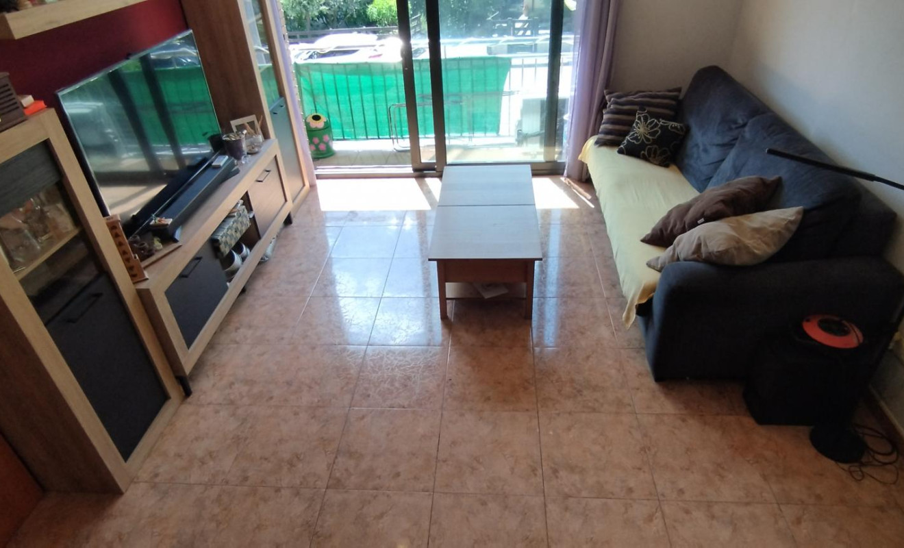 Resale - Apartment / flat - Aiguafreda