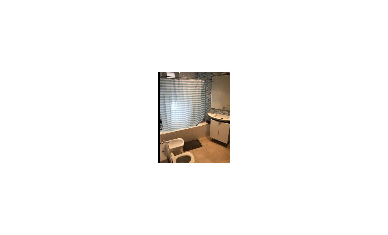 Reventa - Apartamento / piso - Barcelona - Sant Martí /  El Clot