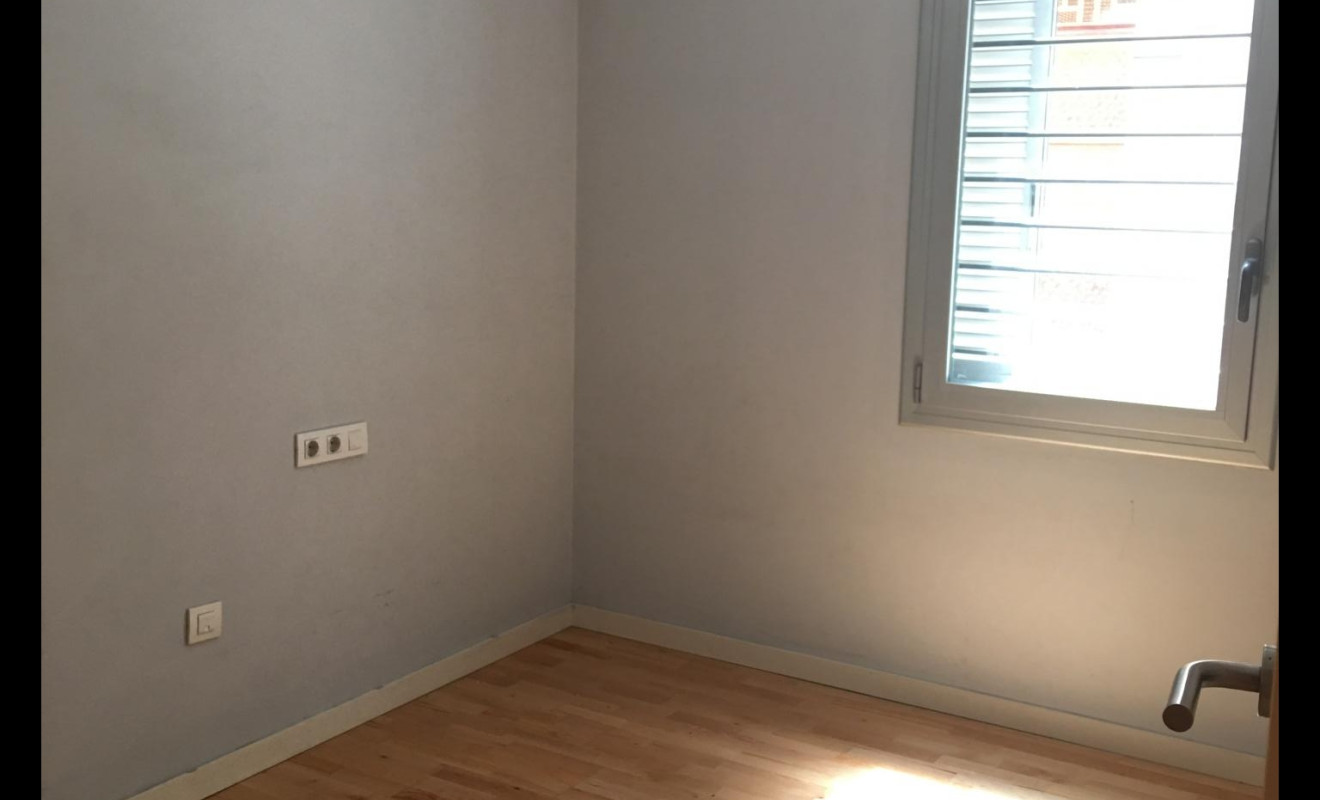 Reventa - Apartamento / piso - Barcelona - Sant Martí /  El Clot