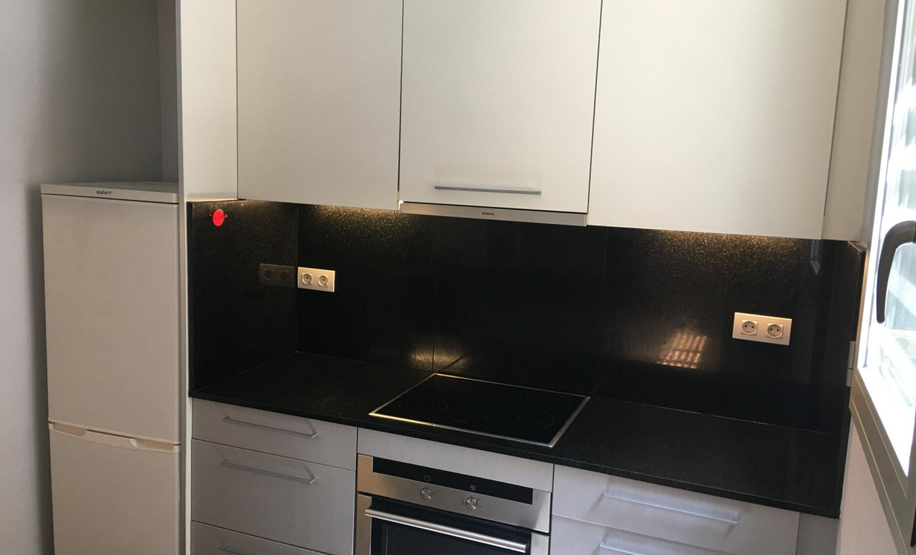 Reventa - Apartamento / piso - Barcelona - Sant Martí /  El Clot