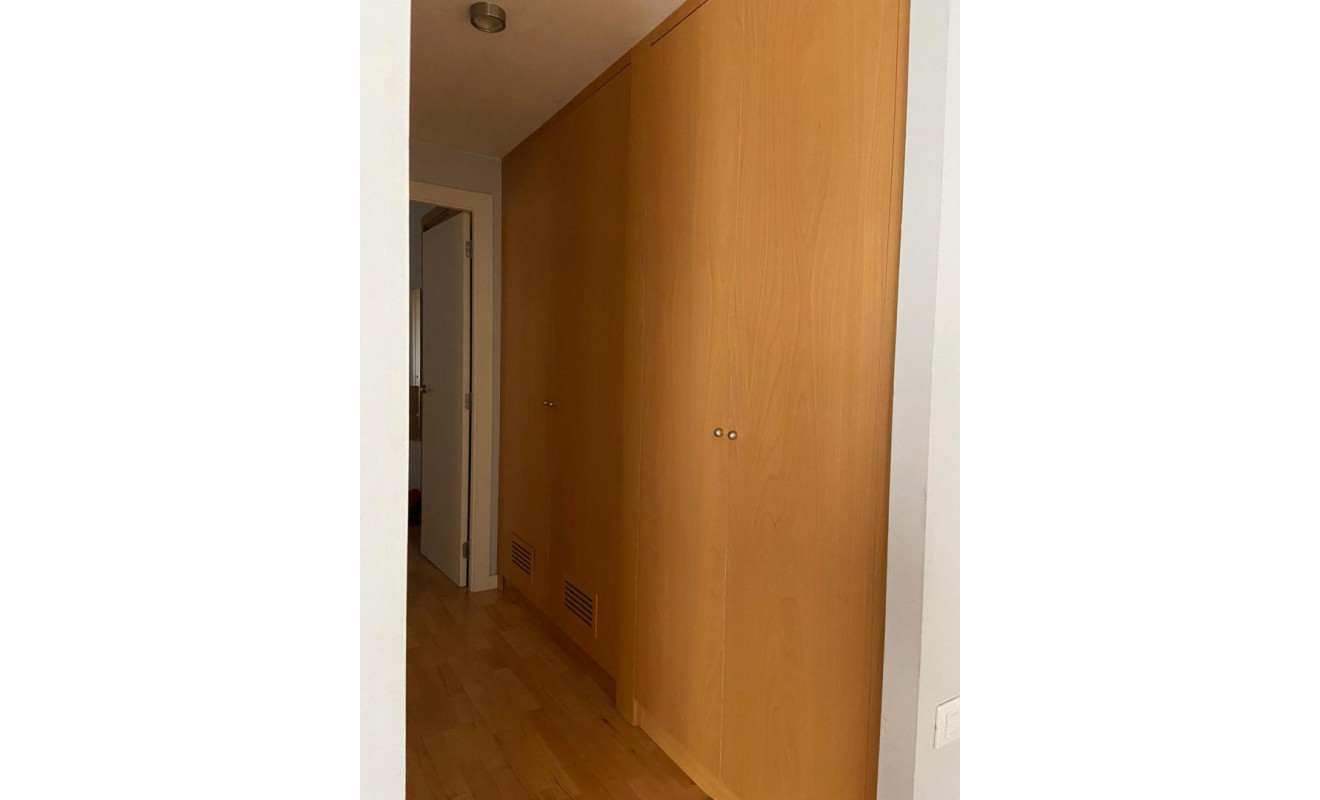 Reventa - Apartamento / piso - Barcelona - Sant Martí /  El Clot