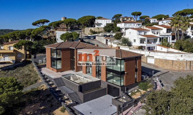 Obra nueva - Chalet - Sant Feliu de Guixols - Camí Bateries