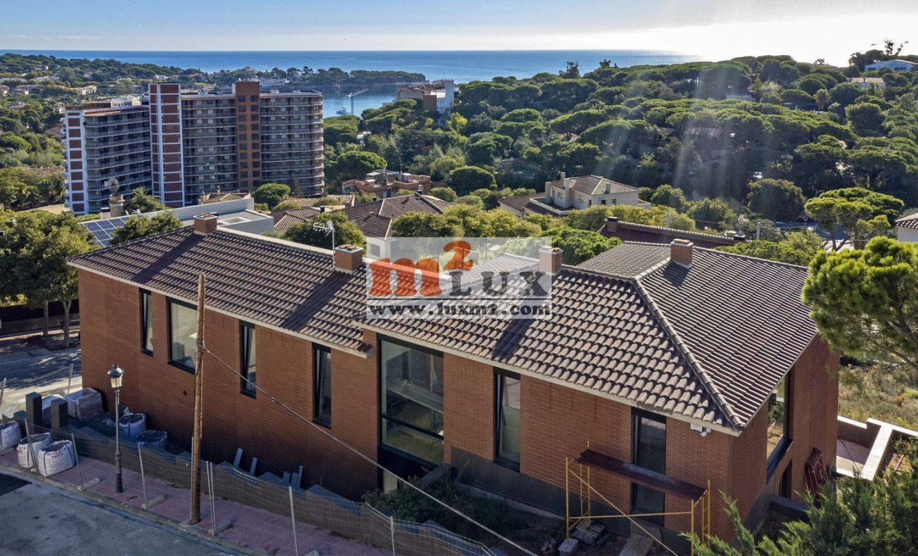 Obra nueva - Chalet - Sant Feliu de Guixols - Camí Bateries