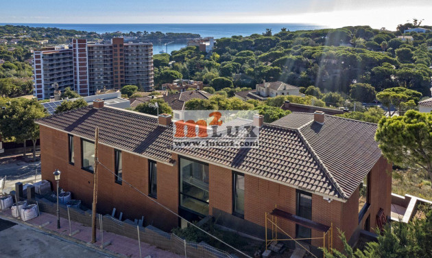 Obra nueva - Chalet - Sant Feliu de Guixols - Camí Bateries