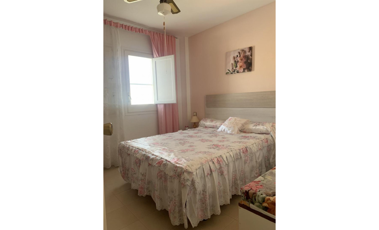 Reventa - Apartamento / piso - Roses - Santa Margarita