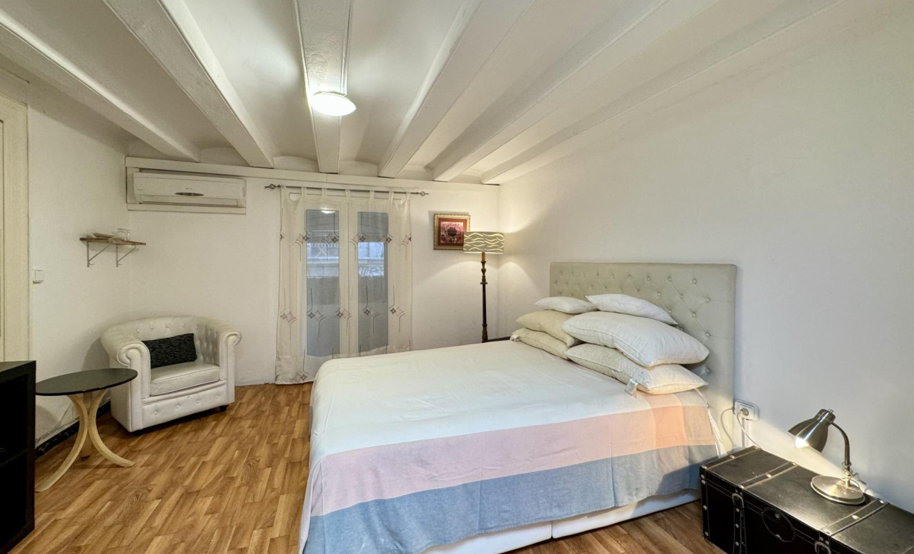 Reventa - Apartamento / piso - Barcelona - Ciutat Vella / El Raval