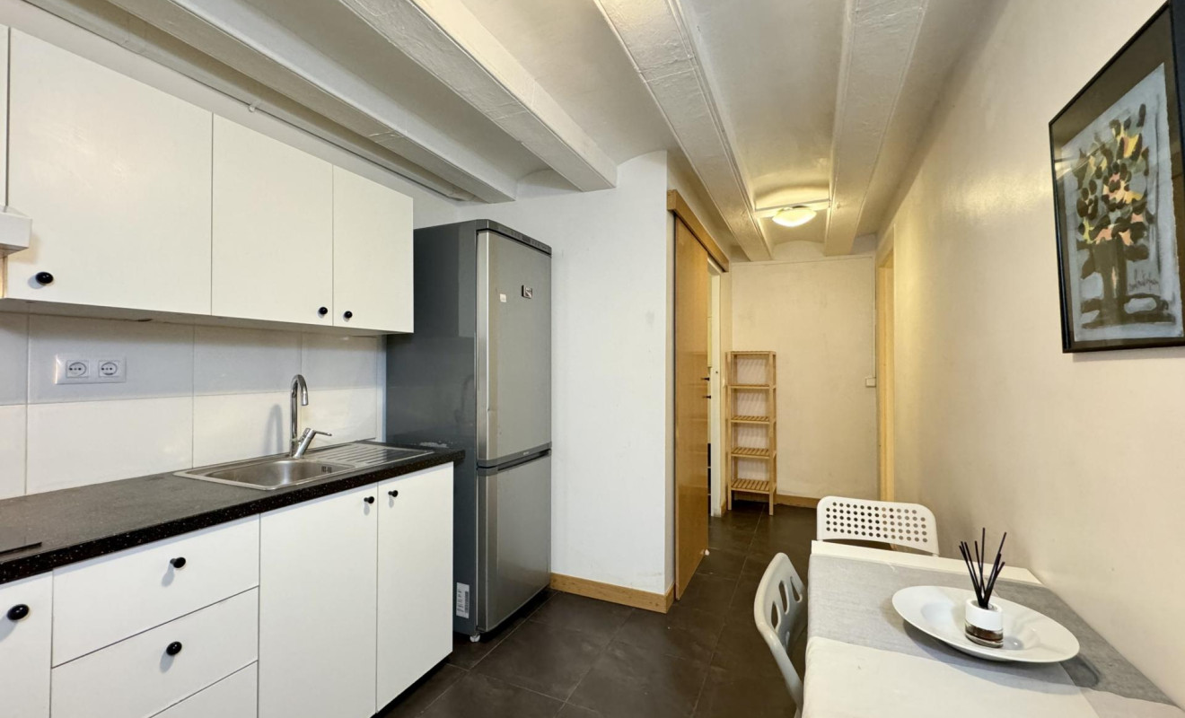 Reventa - Apartamento / piso - Barcelona - Ciutat Vella / El Raval