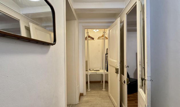 Reventa - Apartamento / piso - Barcelona - Ciutat Vella / El Raval