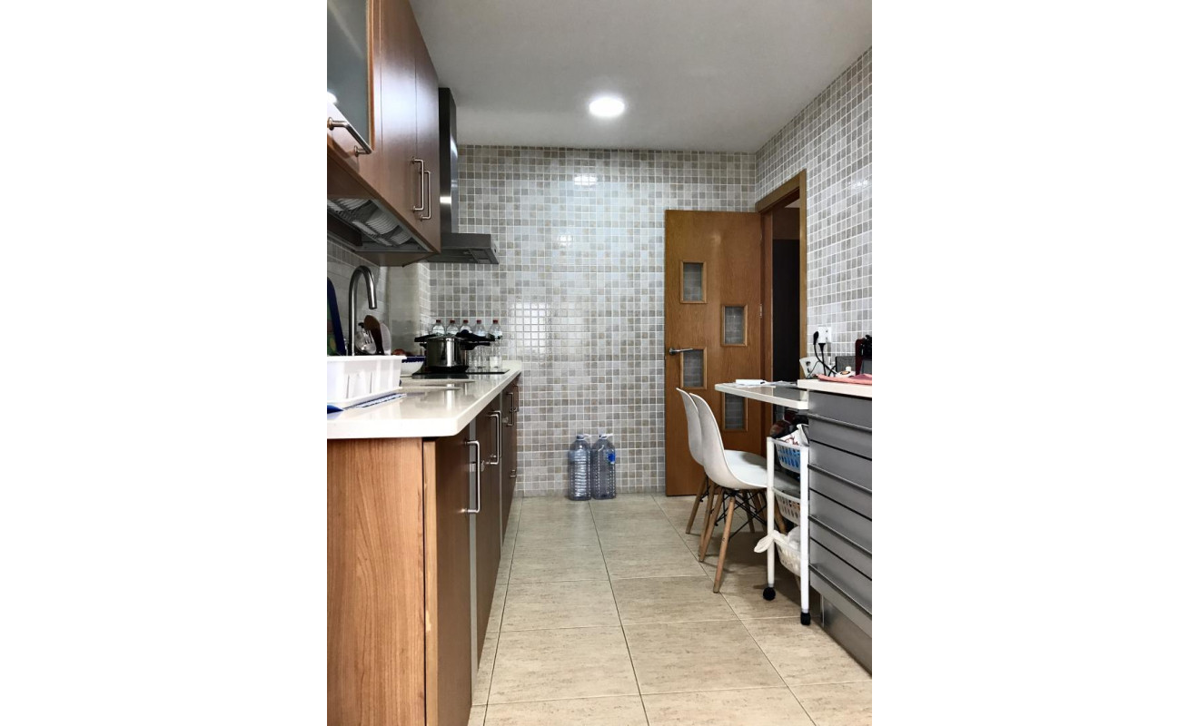 Reventa - Apartamento / piso - Roses - Nord