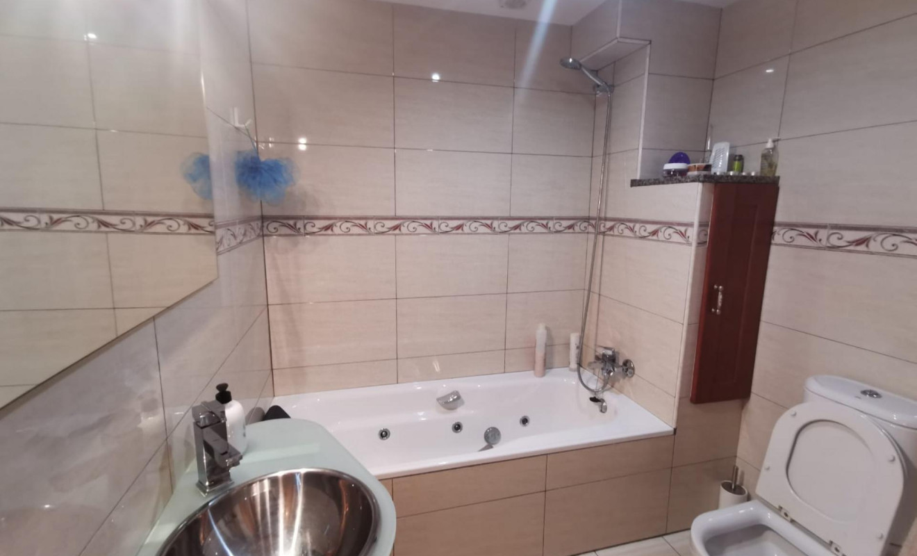 Reventa - Apartamento / piso - Roses - Nord