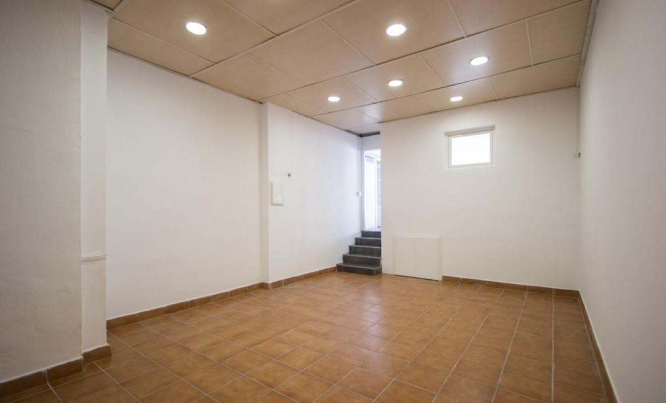 Reventa - Apartamento / piso - Roses - Centre