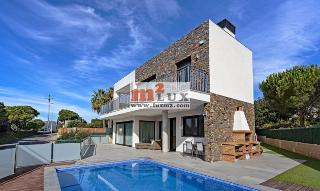 Reventa - Chalet - Sant Feliu de Guixols - Urbanització Les Alzines