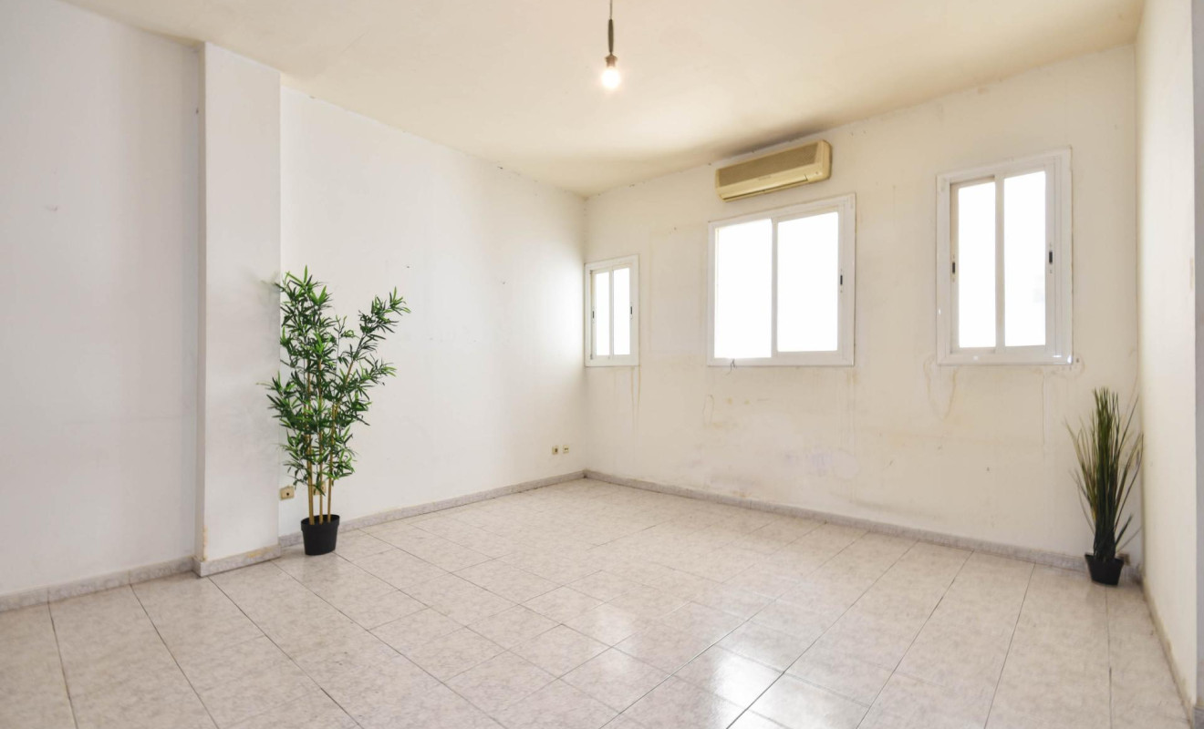 Reventa - Apartamento / piso - Barcelona - Ciutat Vella / Sant Pere