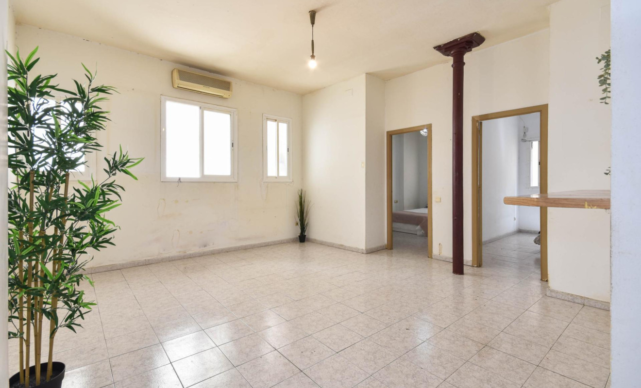 Reventa - Apartamento / piso - Barcelona - Ciutat Vella / Sant Pere