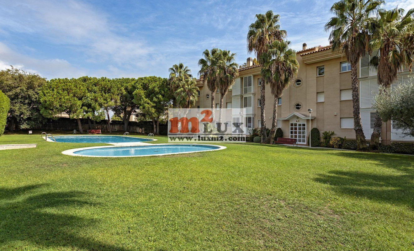 Reventa - Apartamento / piso - Sant Feliu de Guixols - Platja Sant Pol