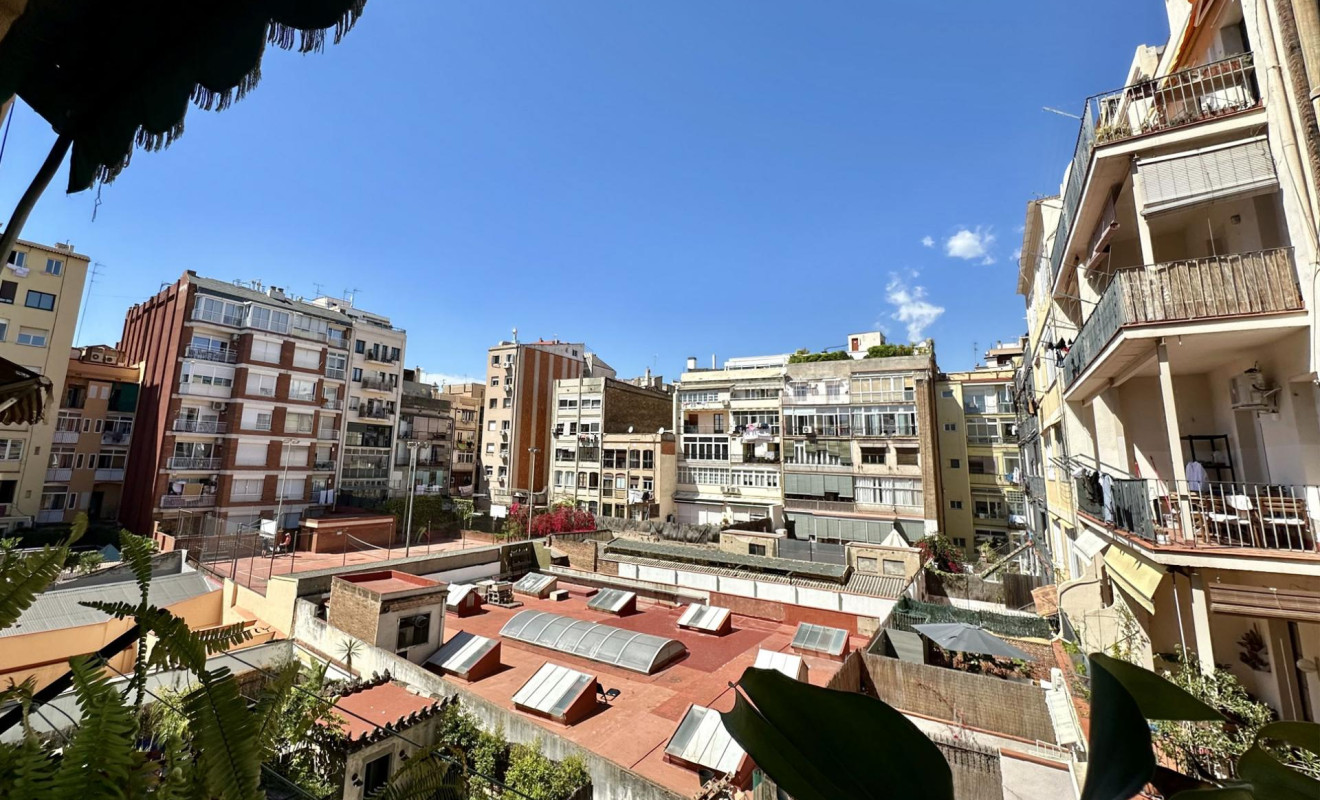 Reventa - Apartamento / piso - Barcelona - Eixample / Antiga Esquerra Eixample