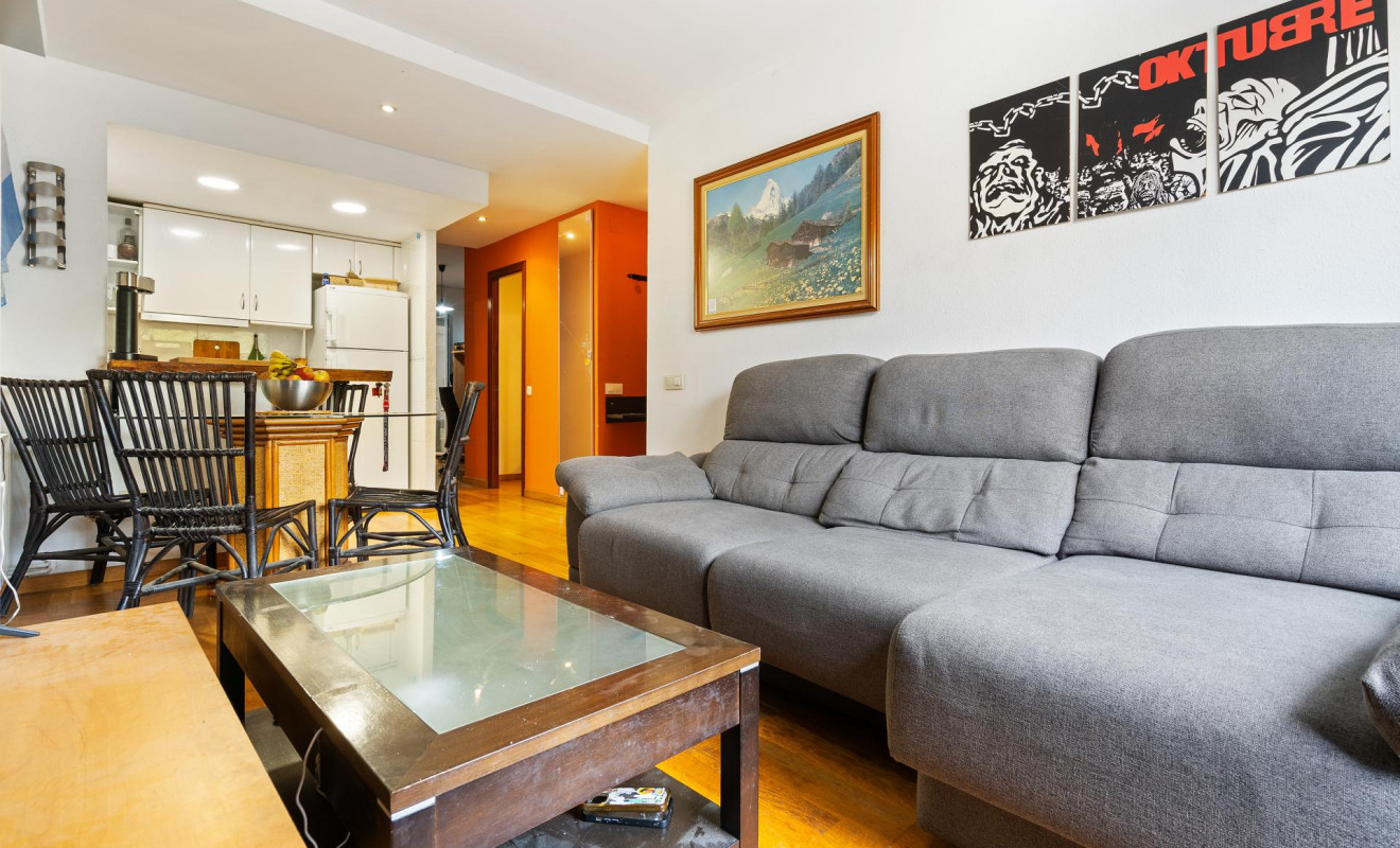 Reventa - Apartamento / piso - Barcelona - Nou Barris / La Prosperitat