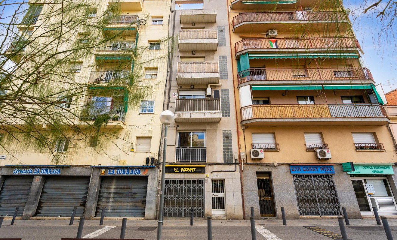 Reventa - Apartamento / piso - Barcelona - Nou Barris / La Prosperitat