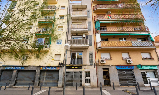 Reventa - Apartamento / piso - Barcelona - Nou Barris / La Prosperitat