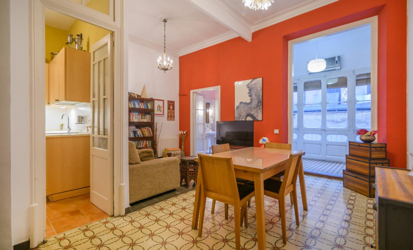 Reventa - Apartamento / piso - Barcelona - Ciutat Vella