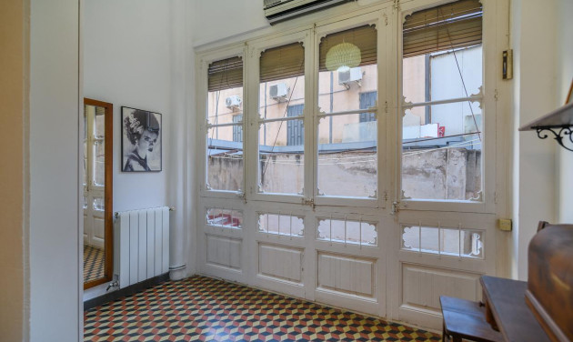 Reventa - Apartamento / piso - Barcelona - Ciutat Vella