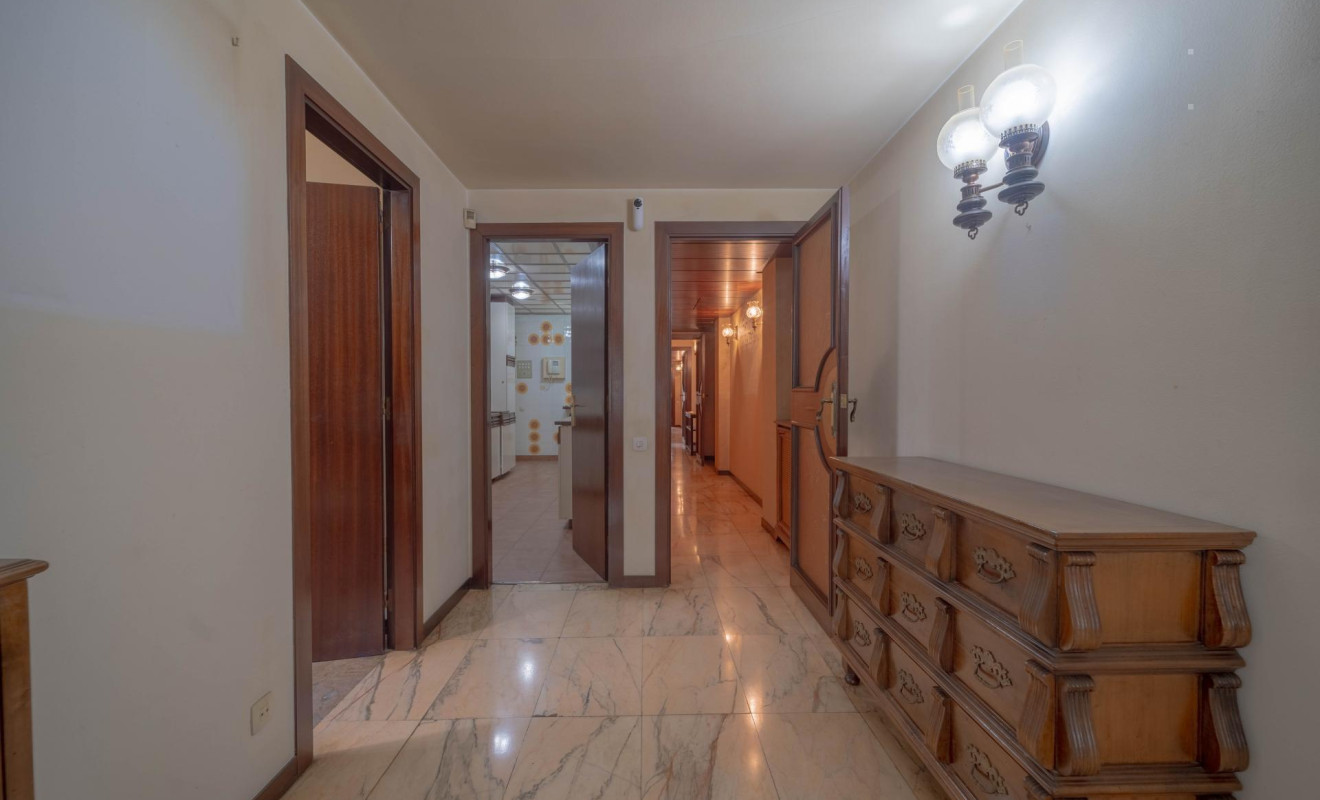 Reventa - Apartamento / piso - Barcelona - Sarrià - Sant Gervasi / Vallvidrera