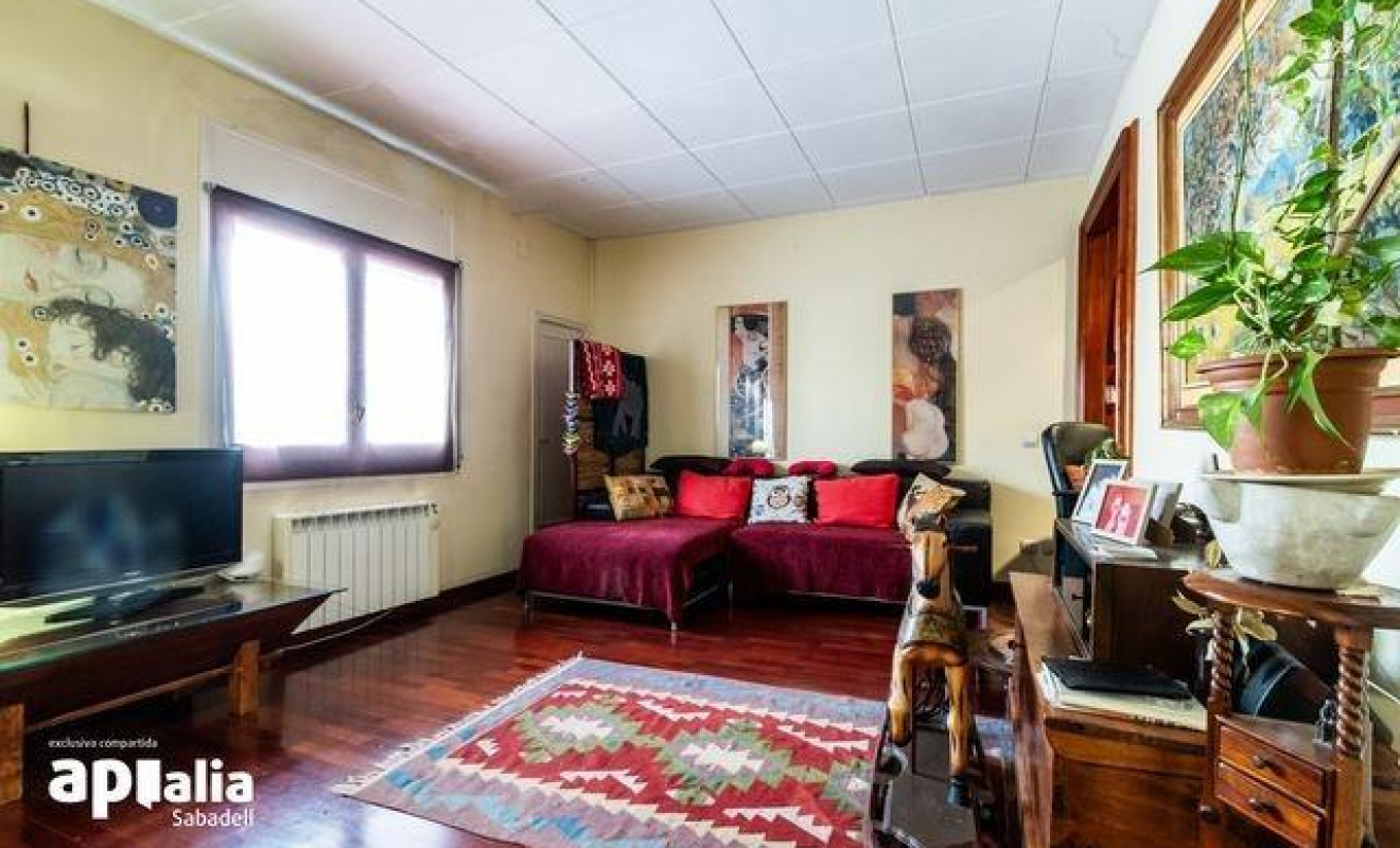 Reventa - Apartamento / piso - Sabadell - Centro